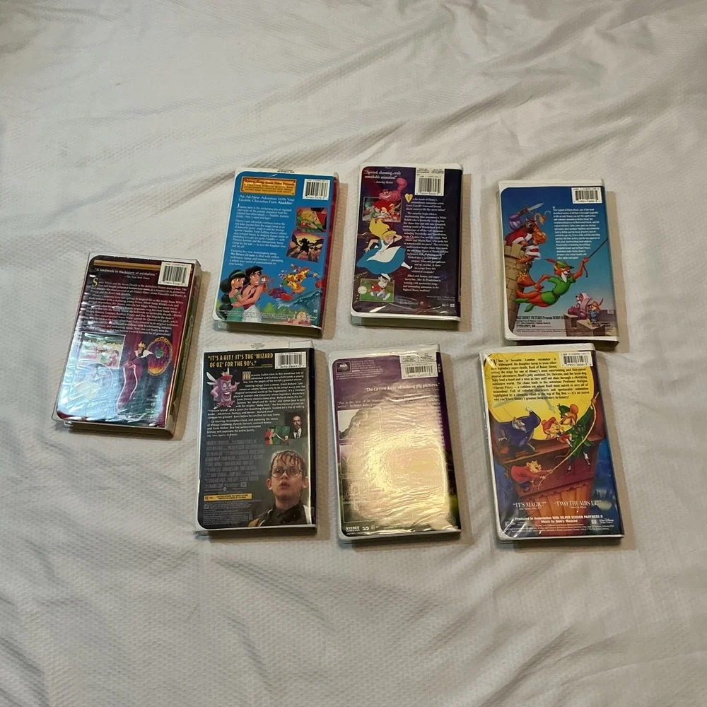Disney VHS Classic Collection - Multicolor Covers